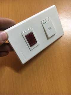 Hạt công tắc bình nóng lạnh 20A