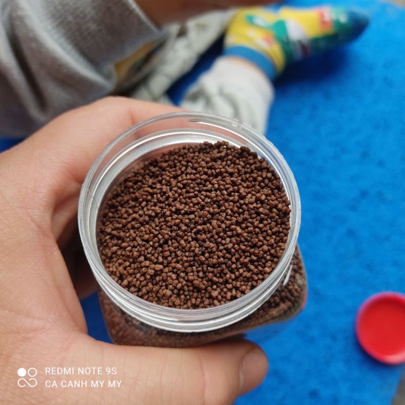 Cám cá cảnh giá rẻ cá vàng ranchu két panda