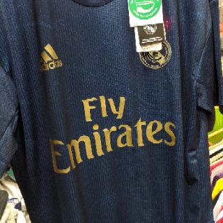 Áo bóng đá cao cấp.