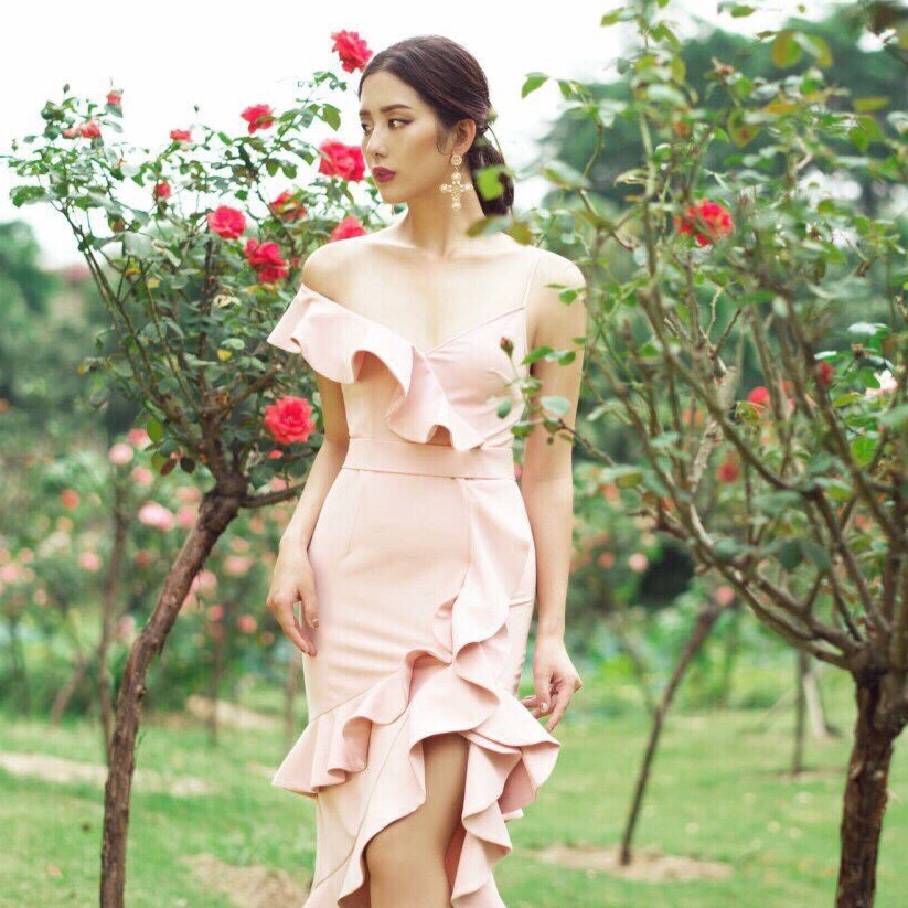 ĐẦM LỆCH VAI