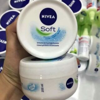 Kem dưỡng ẩm Nivea Soft 200ml Đức xách tay
