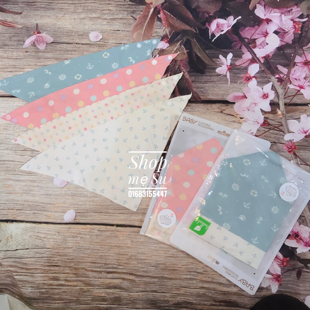 Set yếm xô tam giác