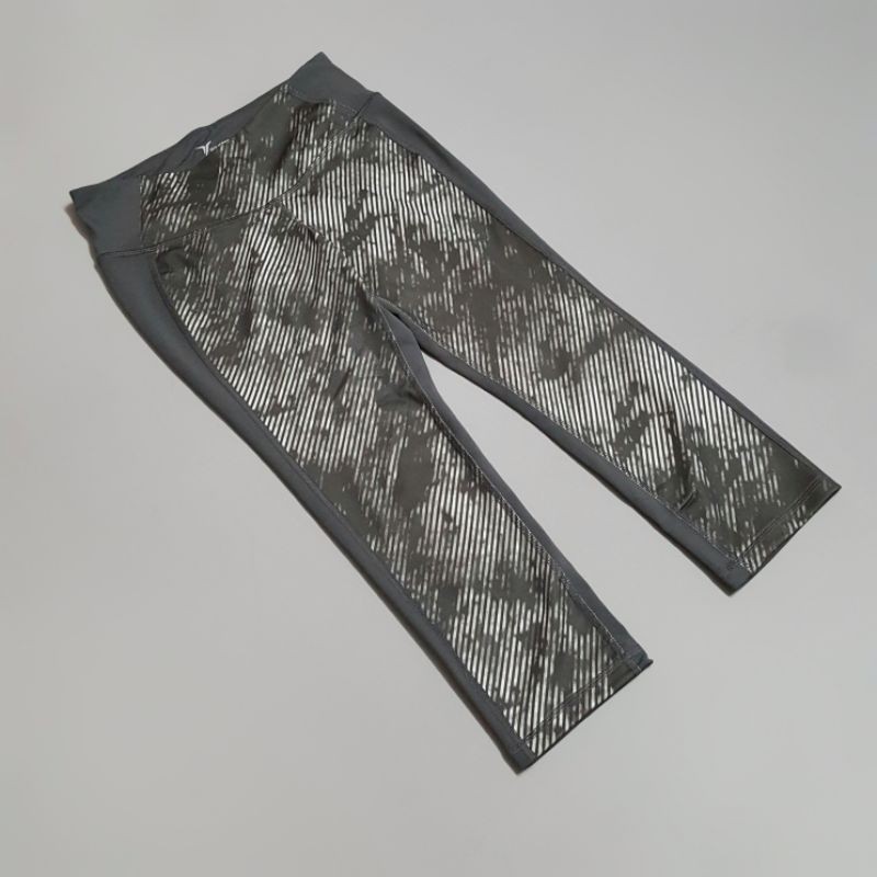 Quần legging tập gym yoga Old Navy xám sọc