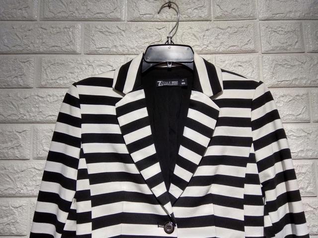Blazer kẻ 7th Avenue