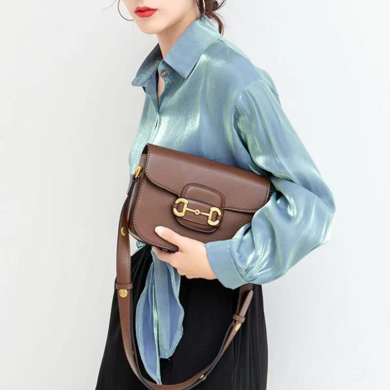 853# Túi GC khoá ngang DA TRƠN sz21 Xuẩt Dư