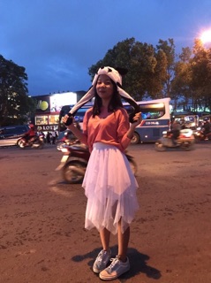 chân váy lưới tutu