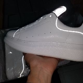 Giày sneaker MCQ phản quang 11