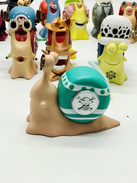Mô hình Ốc Sên Den Den Mushi Băng Mũ Rơm Onepiece