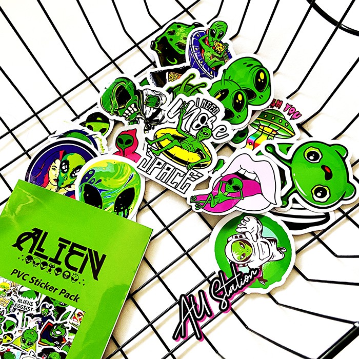 Sticker ALIEN - Người ngoài hành tinh - sticker nhựa PVC không thấm nước, dán nón bảo hiểm, laptop, điện thoại, Vali, xe