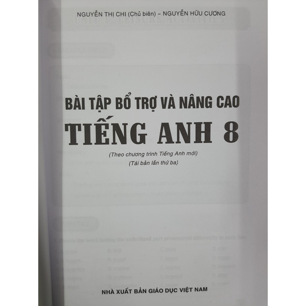 Sách - Bài tập bổ trợ và nâng cao Tiếng Anh 8 (Theo chương trình Tiếng Anh mới)