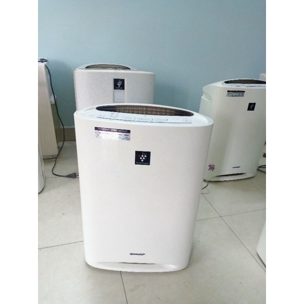 Máy lọc khí bù ẩm Sharp A40 B40 220v  có hiển thị độ ẩm