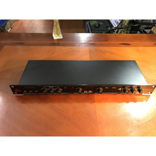 VANG SỐ CHỈNH CƠ DBX-DSP 100