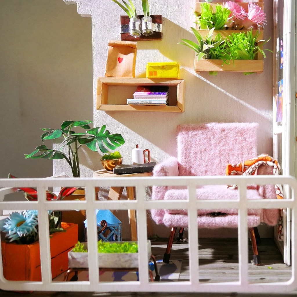 Mô hình nhà DIY Doll House Robotime Balcony Day Dreaming DGM05 Kèm Bộ dụng cụ và Keo dán