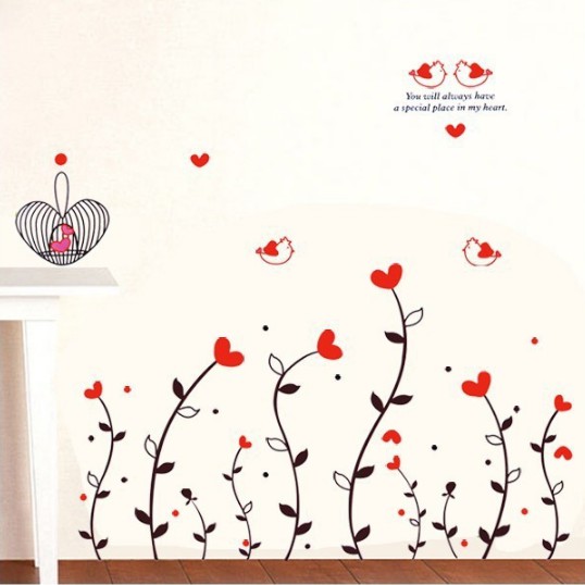 Decal trang trí dây leo trái tim đỏ