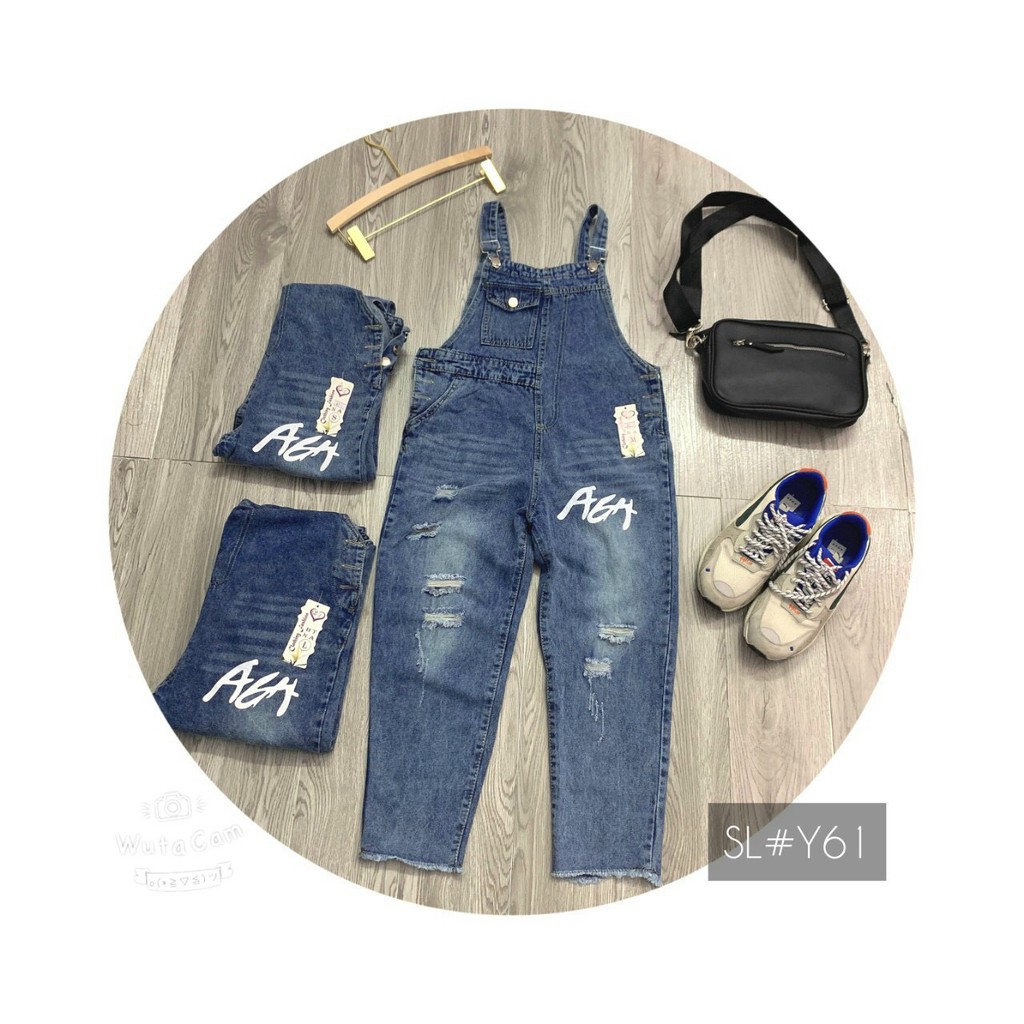 Quần yếm bò rách sơn chữ | BigBuy360 - bigbuy360.vn