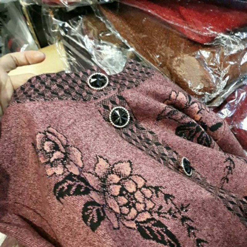 Áo len cài cúc Quảng Châu cho Mẹ Bà | BigBuy360 - bigbuy360.vn