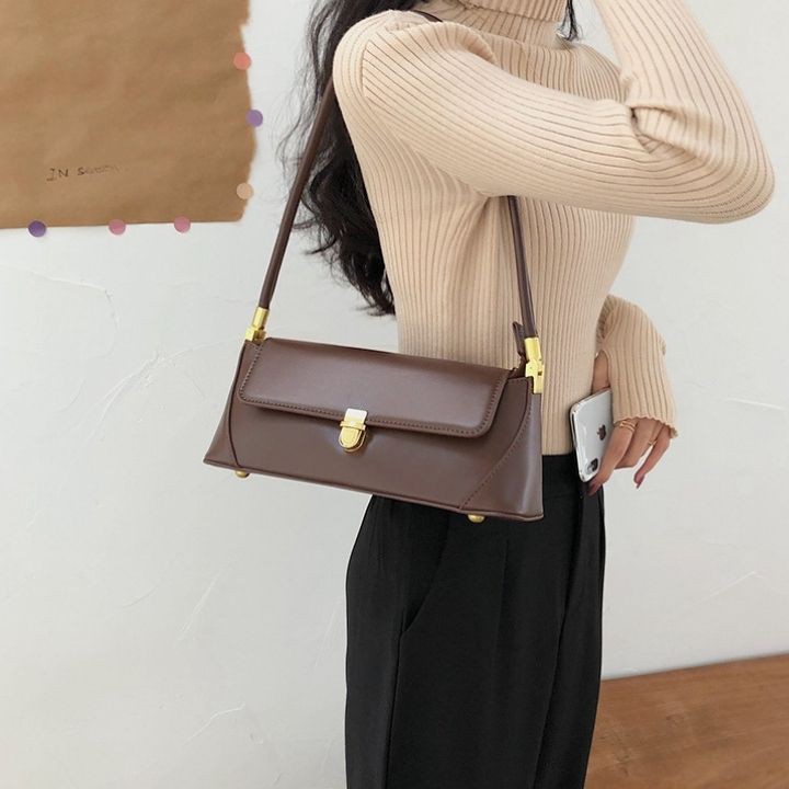 [Mã FAMAYWA2 giảm 10K đơn 50K] Túi xách kẹo nách nữ OBAGGY Túi xách khoác vai da trơn | BigBuy360 - bigbuy360.vn