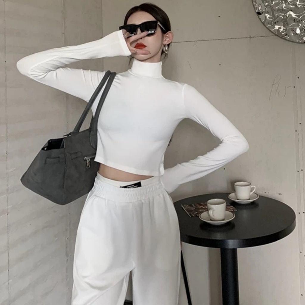 Áo Kiểu Nữ Croptop Cổ Lọ Tay Dài Dáng Ôm Gọn Dáng Chất Lụa Mỏng Mịn Thoáng Mát Dễ Phối