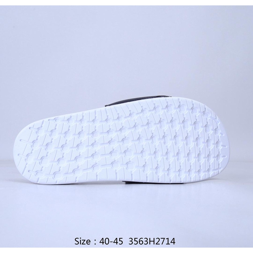 #Adidas Adidas Adilette Boost Popcorn midsole Summer leisure trend slippers Beach sandals Code: 3563H2714