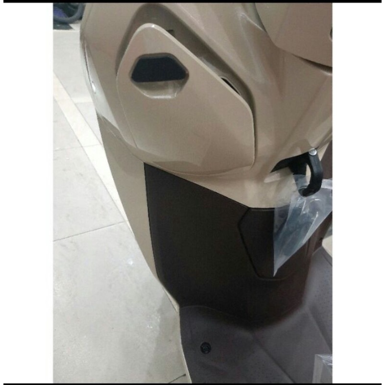 Nắp khoang chứa đồ nắp cốp phụ lead 125 2017-2021 chính hãng honda