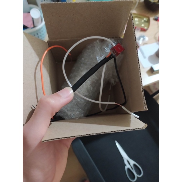 Công tắc bật tắt đèn xe máy cảm ứng , đèn trợ sáng, mở cốp,..xuyên nhựa..12v