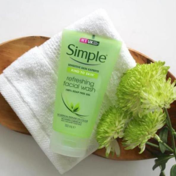 ✅✅ (HÀNG CHUẨN NỘI ĐỊA EU) SỮA RỬA MẶT SIMPLE KIND TO SKIN REFRESHING FACIAL WASH GEL | BigBuy360 - bigbuy360.vn
