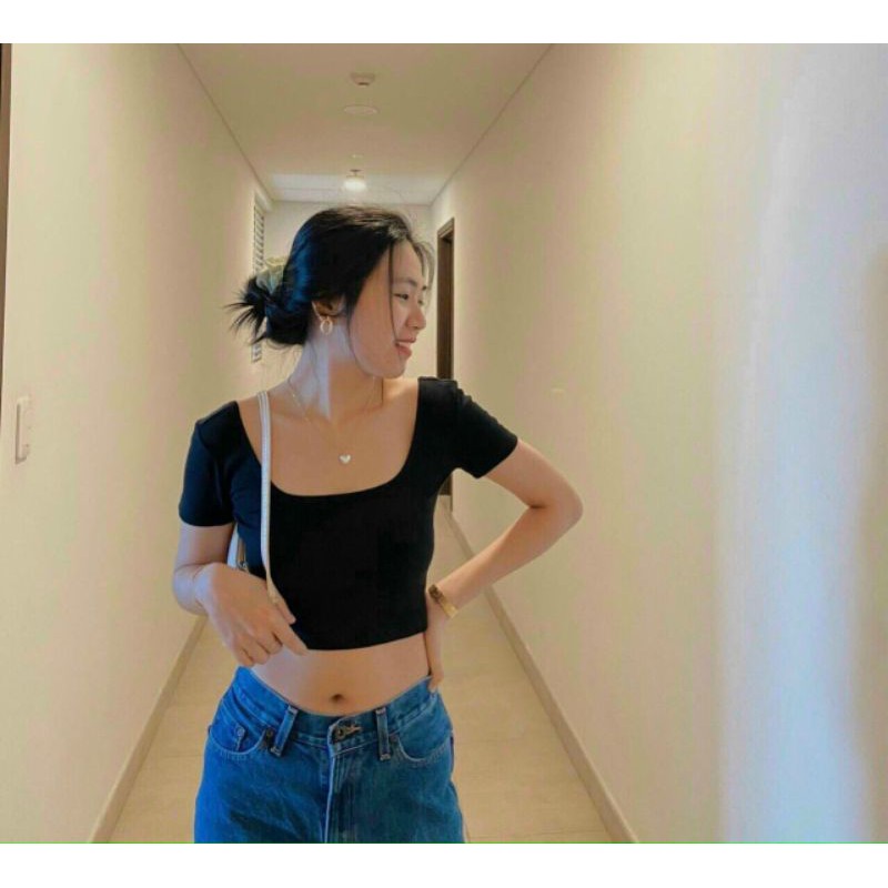 Áo Croptop Cổ Vuông Chất Gân Mịn Cột Nơ Lưng Tuyết's House