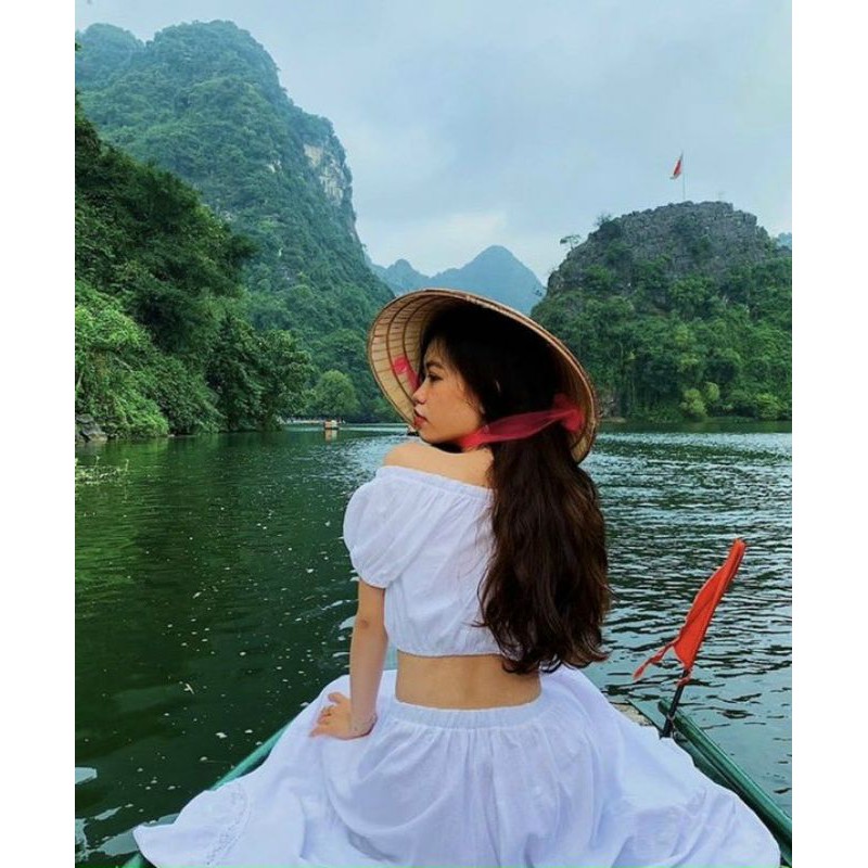 set áo bẹt vai + chân váy xòe midi trắng