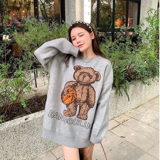 Áo sweater dệt kim dáng rộng họa tiết gấu hoạt hình thời trang thu đông tùy chọn màu sắc dành cho nam và nữ