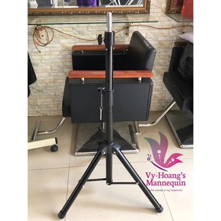 Chân giữ đầu manocanh