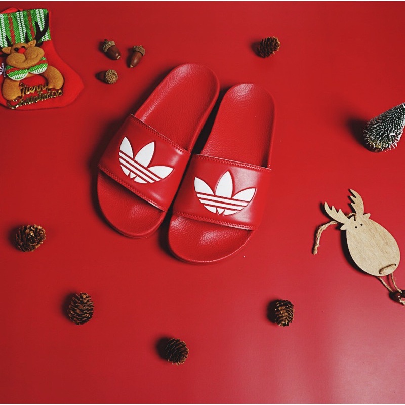 Dép Quai Ngang Nữ - Họa Tiết Bánh Mì 3 lá - Adilette Sandal Red