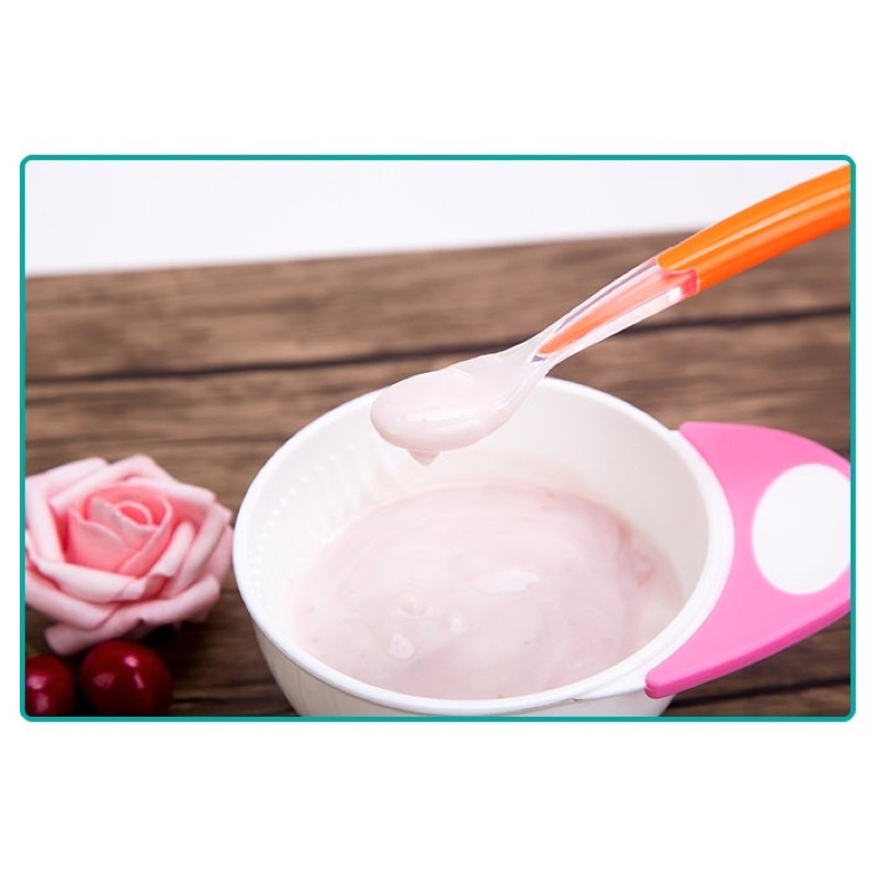 Thìa Silicon Trong Suốt Siêu Mềm Sâu Lòng Giúp Bé Ăn Dặm Dễ Dàng