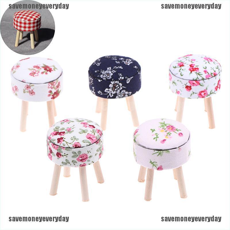 Ghế Gỗ Mini Tỉ Lệ 1 / 12 Trang Trí Nhà Búp Bê