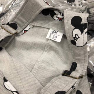 Yếm Mickey