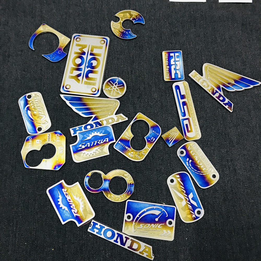 TRỌN BỘ SƯU TẬP TEM TITAN DÁN ĐẦU XE SATRIA, SUZUKI SATRIA, RAIDER NHIỀU MẪU MÃ LỰA CHỌN