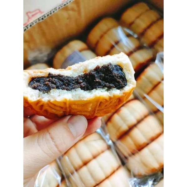 Bánh nướng Hạ Lang Cao Bằng (1 túi 4 cái) bánh mới hàng ngày.