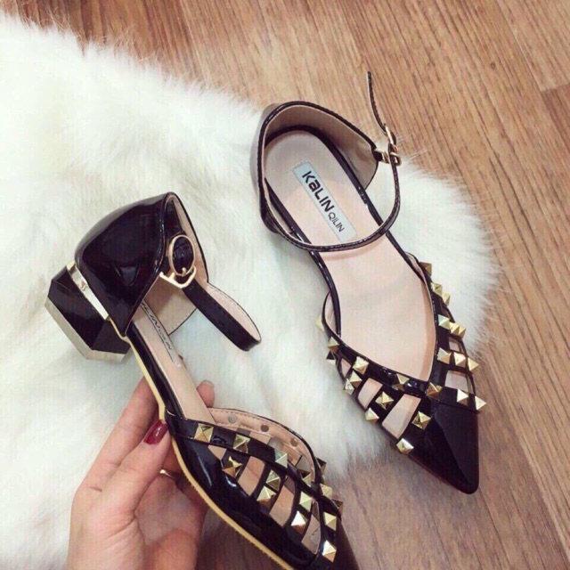 Sandal đinh Kalin
