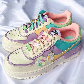 Cậu Bé Bán Giày 19