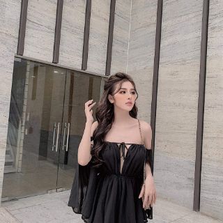 JUM TRỄ VAI SIÊU XINH