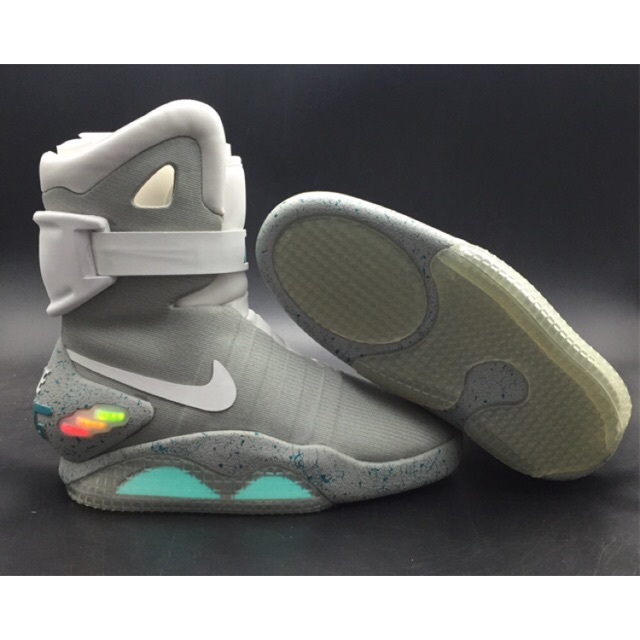 nike mag order