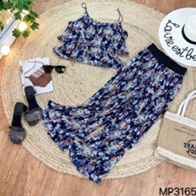 Set áo hai dây quần ống rộng sang trọng | BigBuy360 - bigbuy360.vn