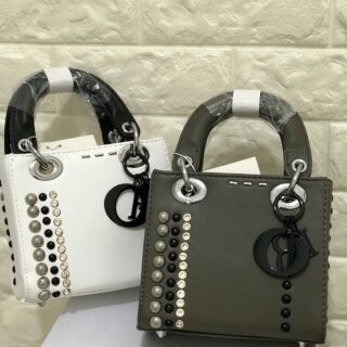 Túi xách Dior cao cấp đính đá phụ kiện