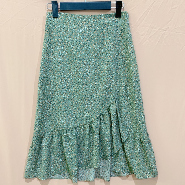 [Mã FAMAYWA giảm 10K đơn 50K] Chân váy hoa nhí vạt chéo