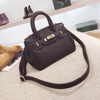Tui HM size 20 (Sẵn màu đỏ)
