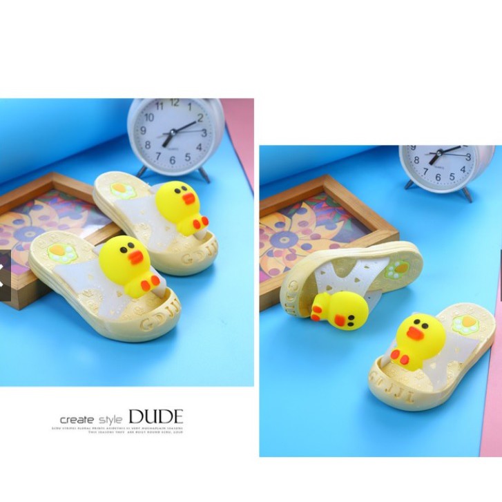 Giày Sandal Hình Gấu Brown Cony Sally Line Đáng Yêu Dành Cho Trẻ Dễ Thương