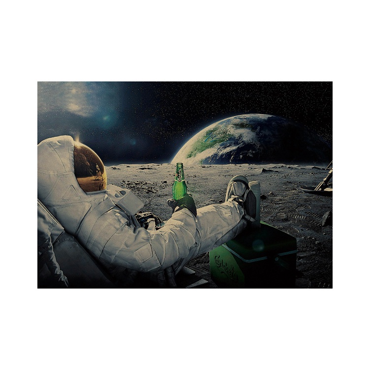 Tranh Treo Tường Trang Trí Hình Phi Hành Gia Và Bia krake Apollo 51x36cm