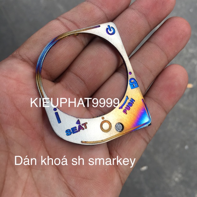 Dán khoá sh smartkey / logo ốp khoá sh smarkey titan có keo sẵn