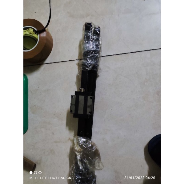 Ray có đế 20 500mm và con trượt