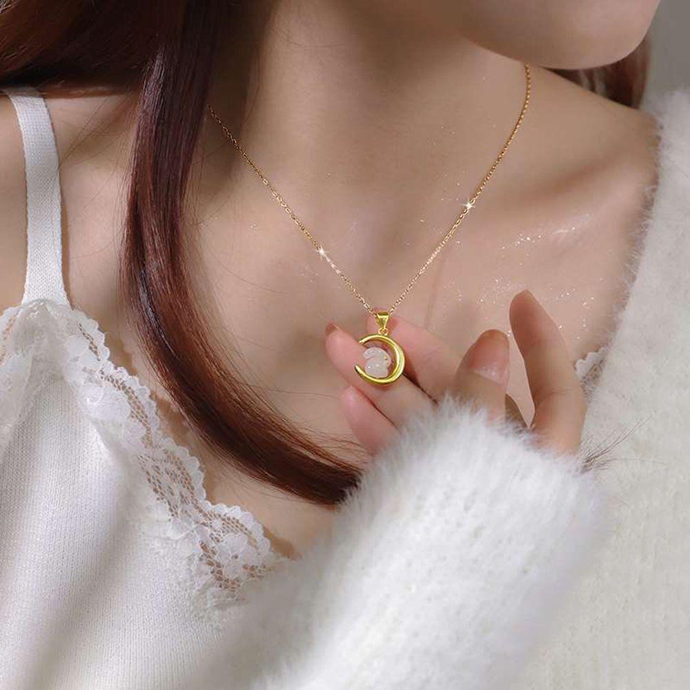 Vòng cổ Mặt Hình Thỏ Và Mặt Trăng Thiết Kế Thanh Lịch Cho Nữ