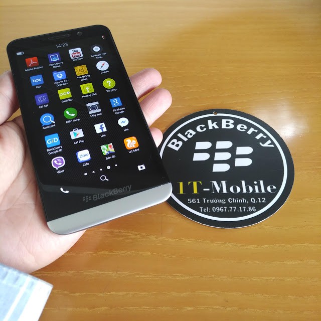 Điện thoại Blackberry Z30 Verizon Tặng Dán Chống Trầy Máy Đẹp Như Mới